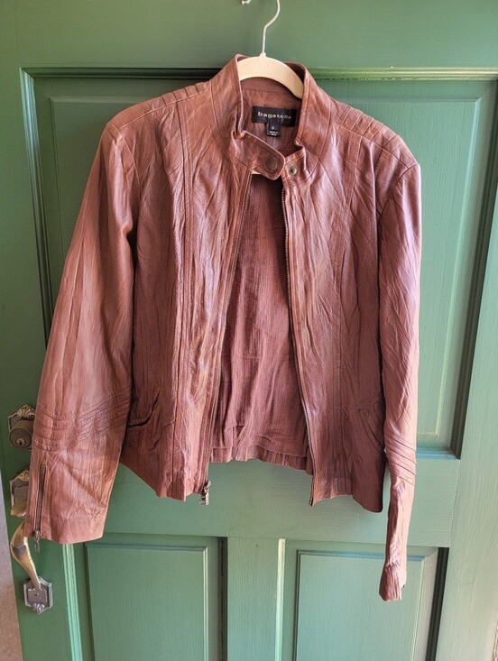 bagatelle Jackets & Blazers - bagatelle Women's Chestnut Brown Leather Zip Jacket